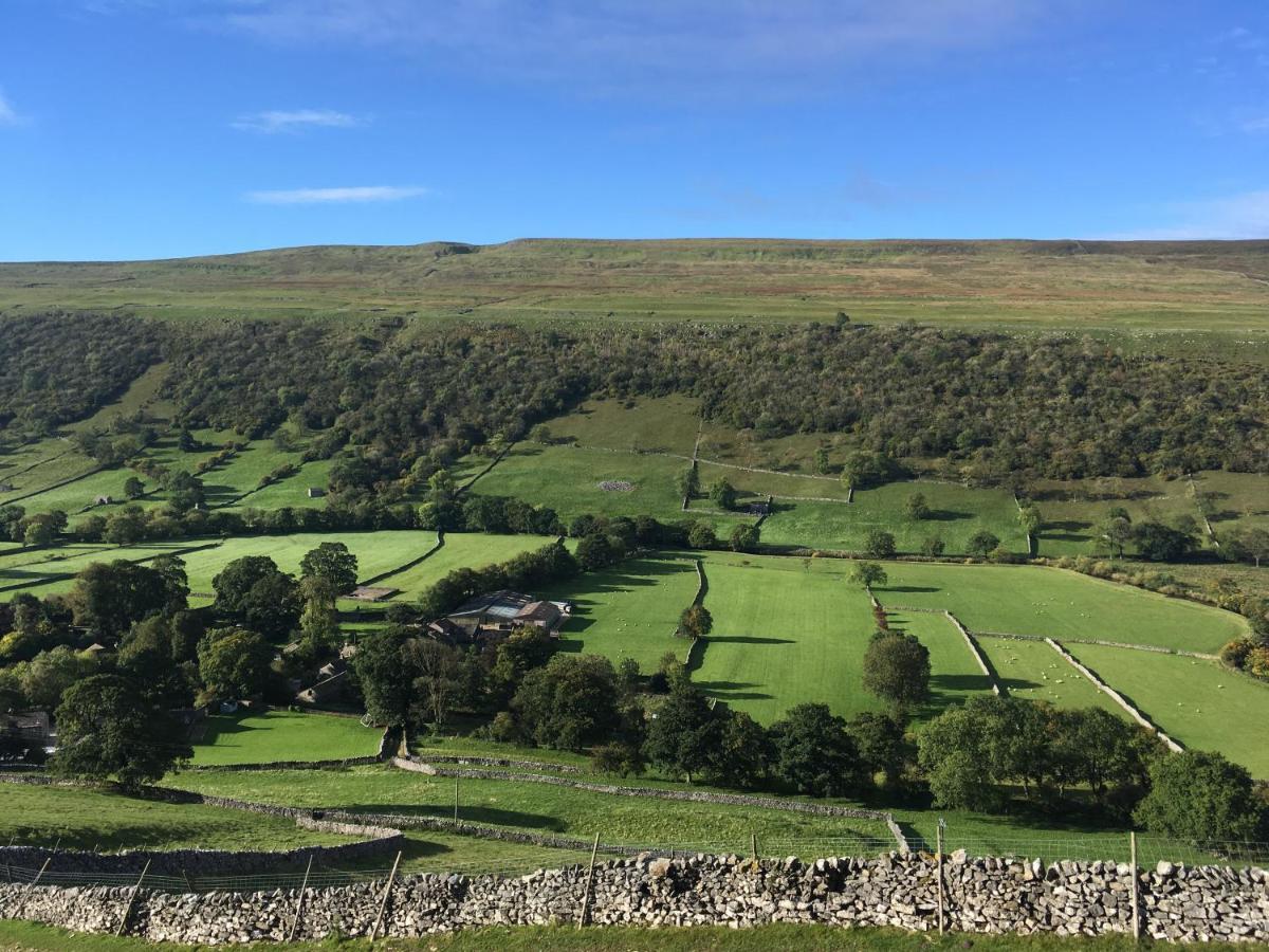 Sweetbriar And Starbotton